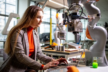 Elizaveta Isianova8.jpg