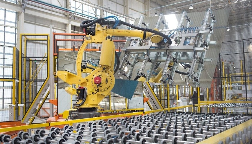 Výrobce tabulkového skla Vivix Vidros Planos využil spojení Siemens Industrial Edge, HighByte a Intelligence Center X k úplné digitalizaci svého klíčového výrobního procesu.