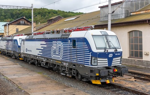 Siemens_Vectron_230_pro_Ceske_drahy_03.jpg