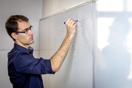 Cenu Wernera von Siemense za nejlepší diplomovou práci Ing. Tomáš Halada z Fakulty strojní Českého vysokého učení technického v Praze za práci s názvem Vliv okrajových podmínek v metodě SPH (Smoothed Particle Hydrodynamcis). 