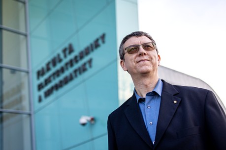 Ocenění za nejlepšího pedagoga získal doc. Mgr. Petr Kovář, Ph.D. z Vysoké školy báňské - Technické univerzity Ostrava 