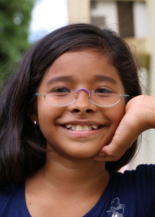 Siemens-One-Dollar-Glasses-01.jpg